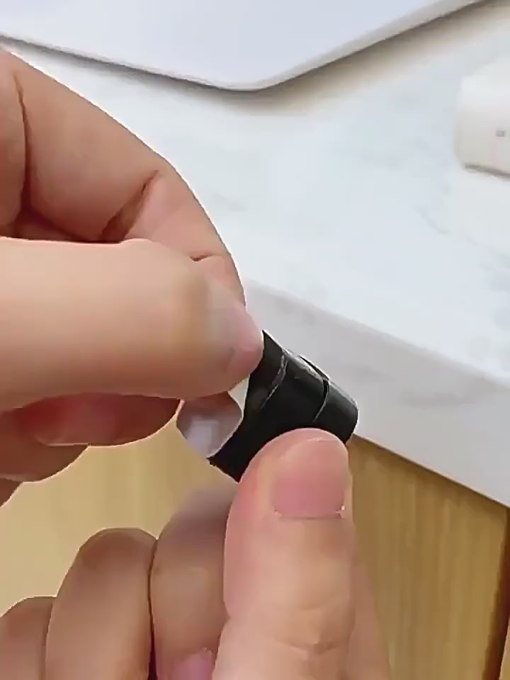 organizador de cabos magnetico adesivo uso mesa